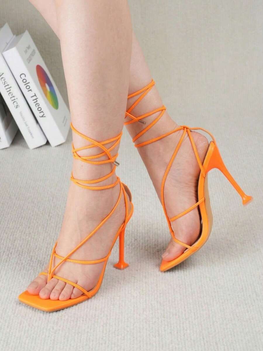 Womens 4.2 Inch Strappy Square - Sandal Strappy Heeled recension och pris
