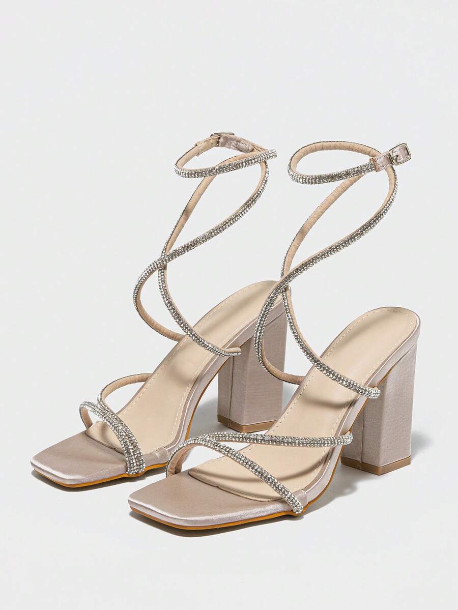 Womens Rhinestone Strappy Squa - Sandal Strappy Heeled recension och pris