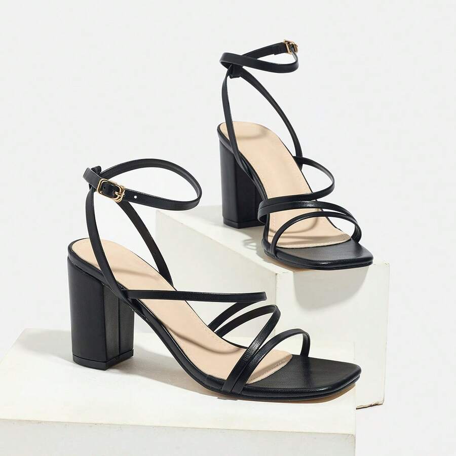 Black Strappy Square Toe Block - Sandal Strappy Heeled recension och pris