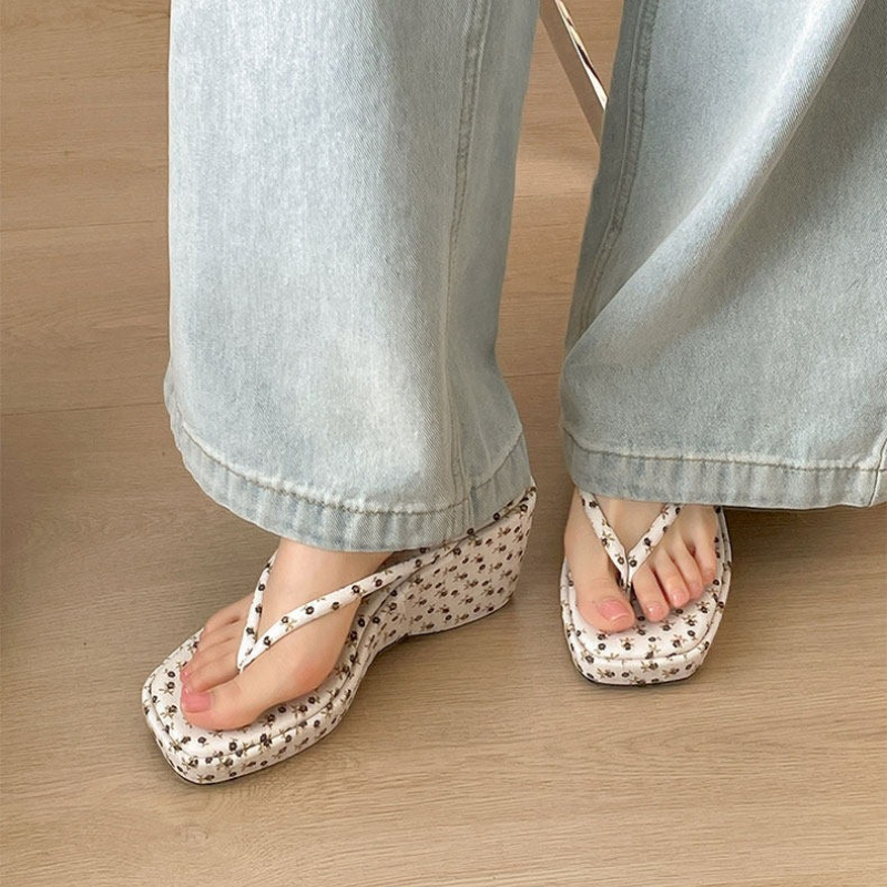 Women Platform Wedge Heel Slip - Romper Floral Print recension och pris